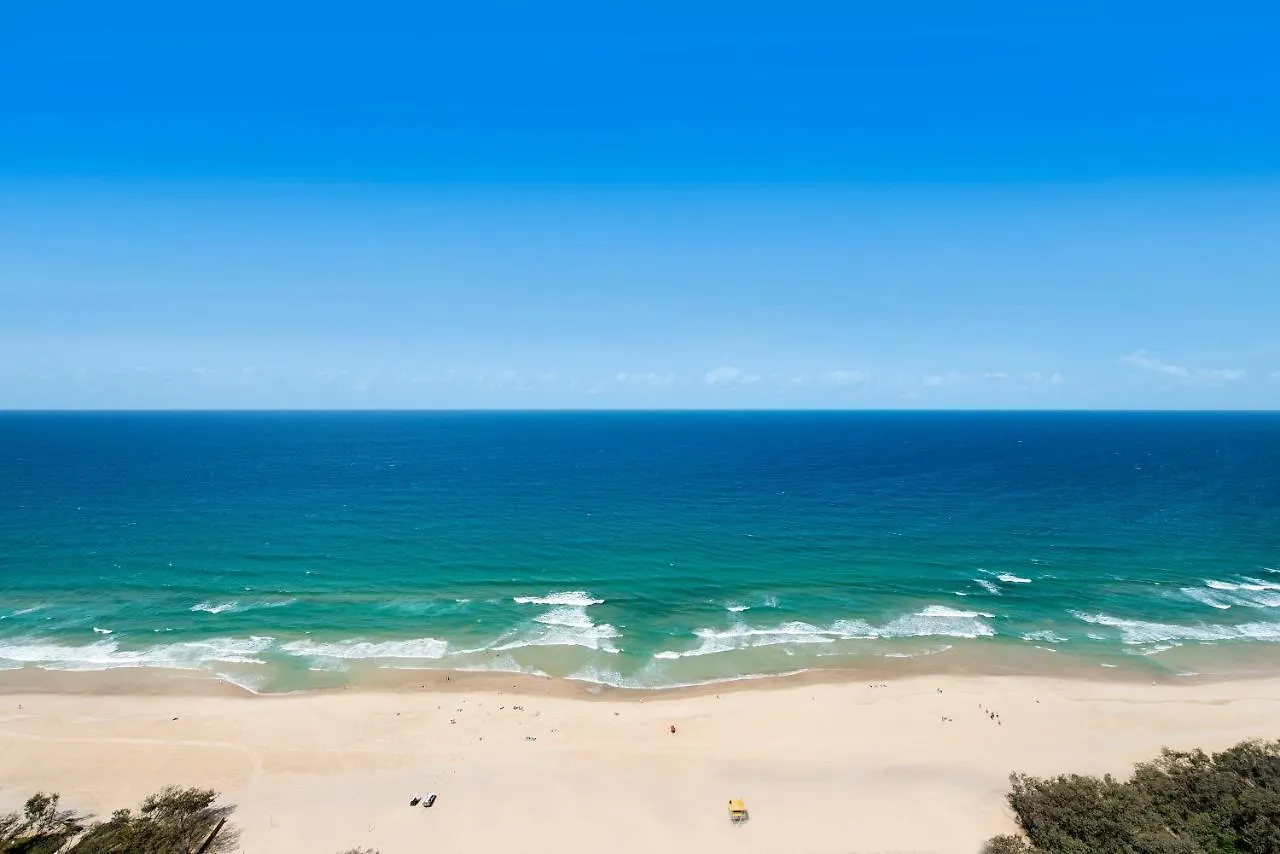 Ultiqa Air On Broadbeach Gold Coast 4*,
